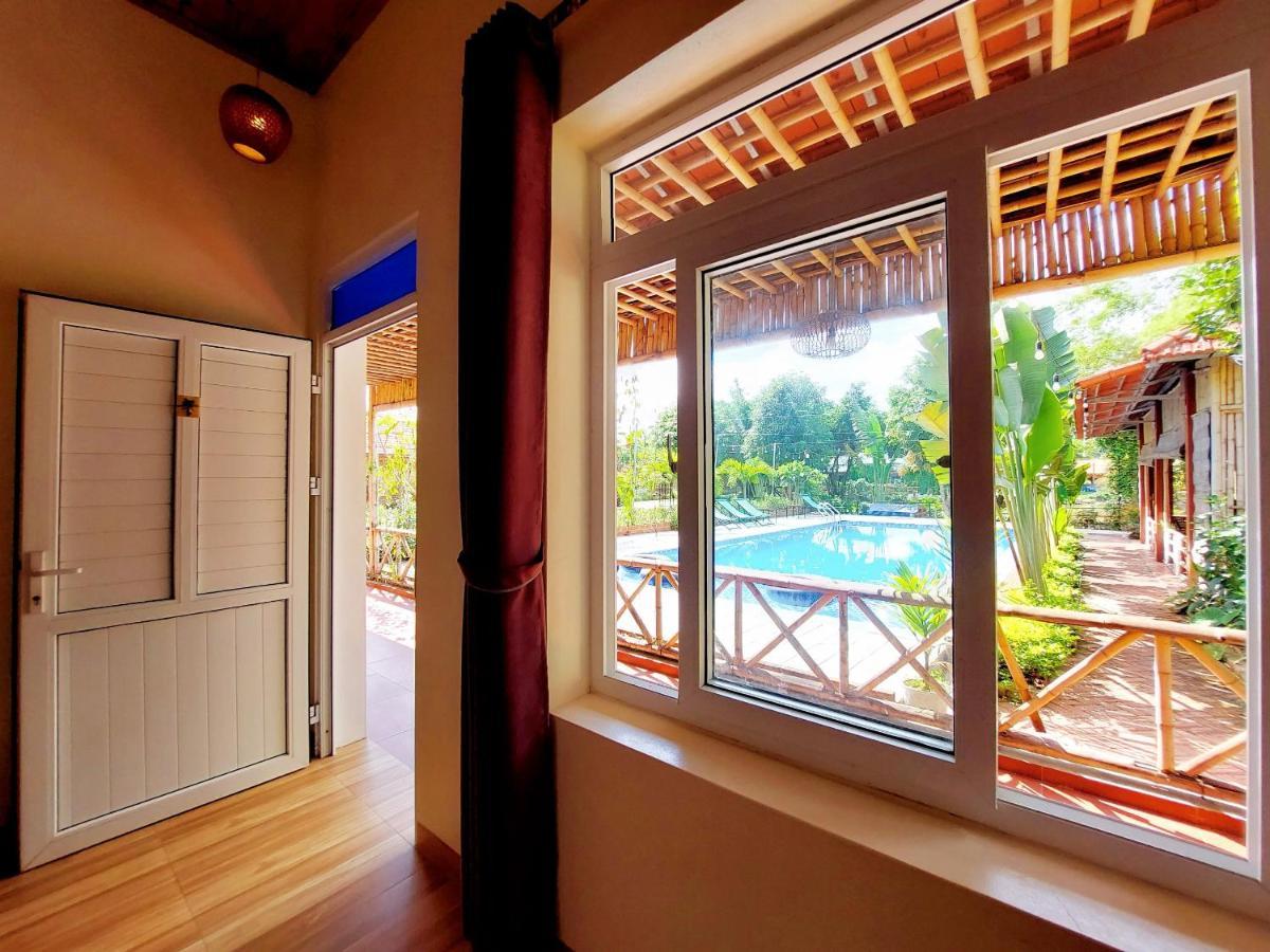Ninh Binh Mountain Side Homestay & Cafe Exteriör bild