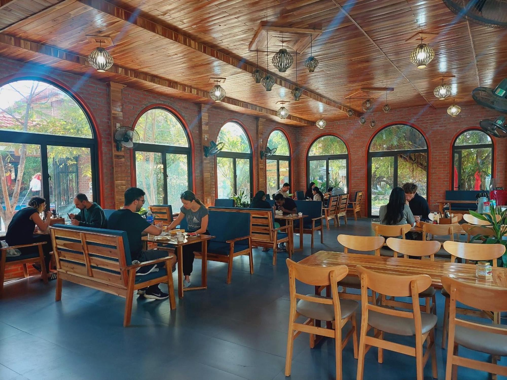 Ninh Binh Mountain Side Homestay & Cafe Exteriör bild